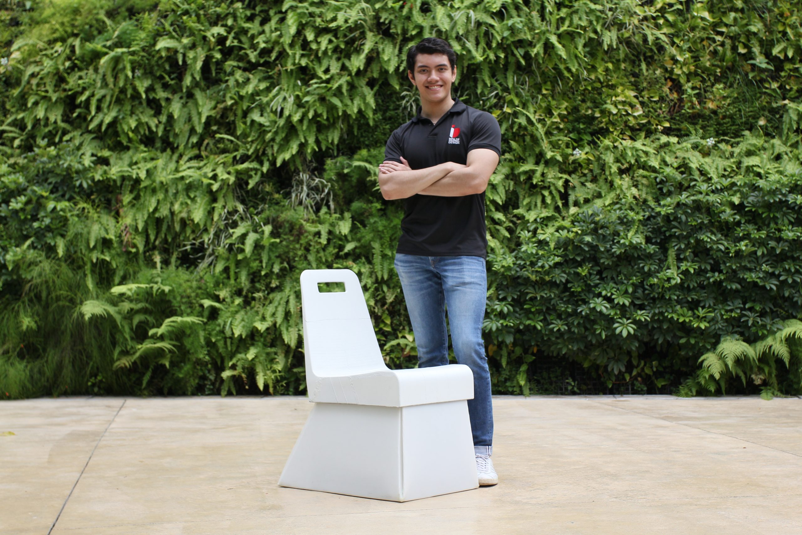 Read more about the article James Dyson Foundation recognizes Filipino innovator’s chair-life raft